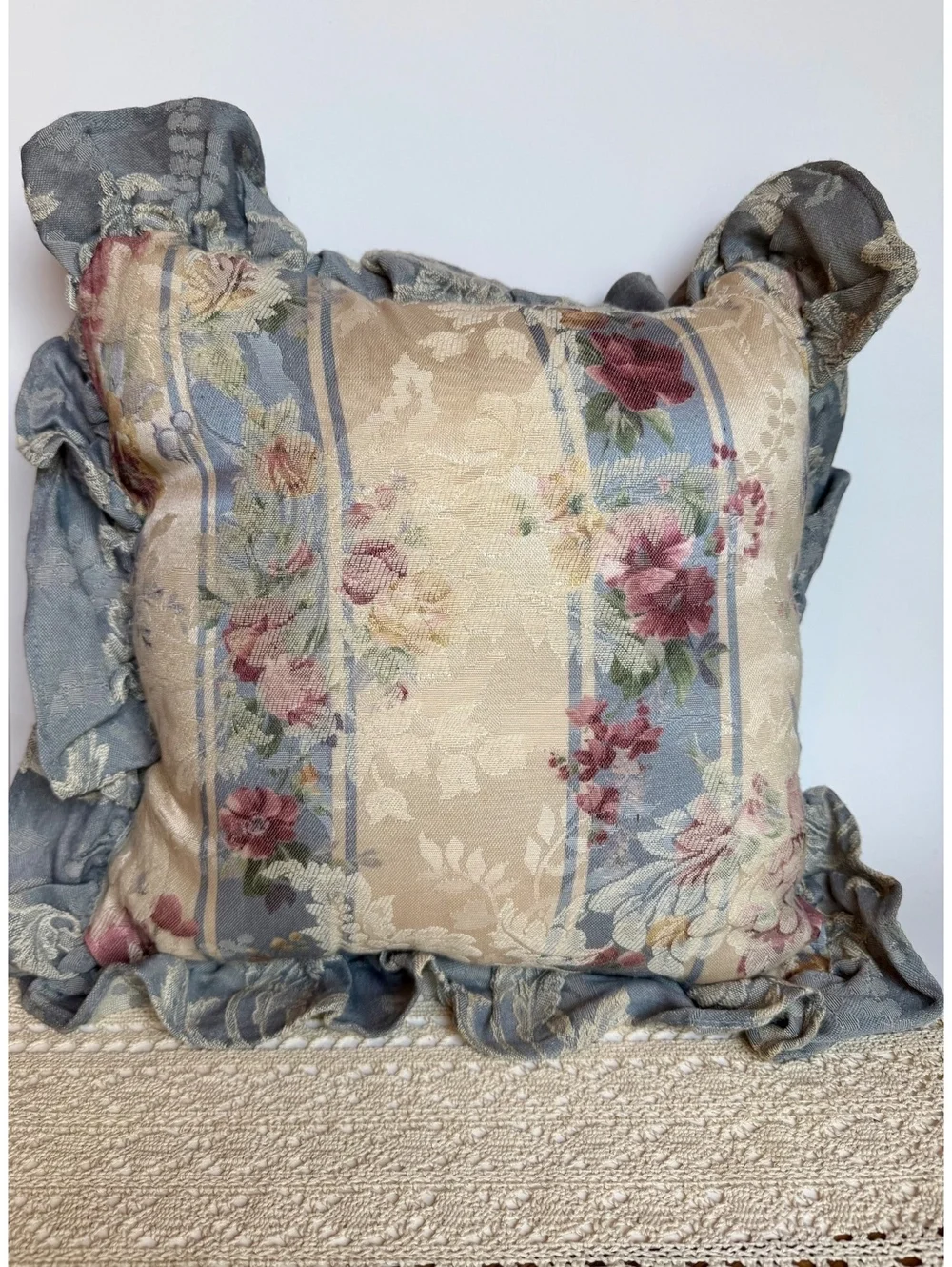 Vintage Sears Monte Carlo Floral Ruffle Throw Pillows Set of 2 16x16